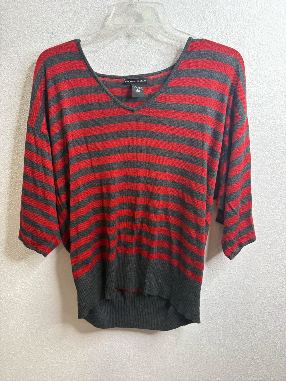 New York & Co Red/Grey Striped Sweater Blouse Size Large